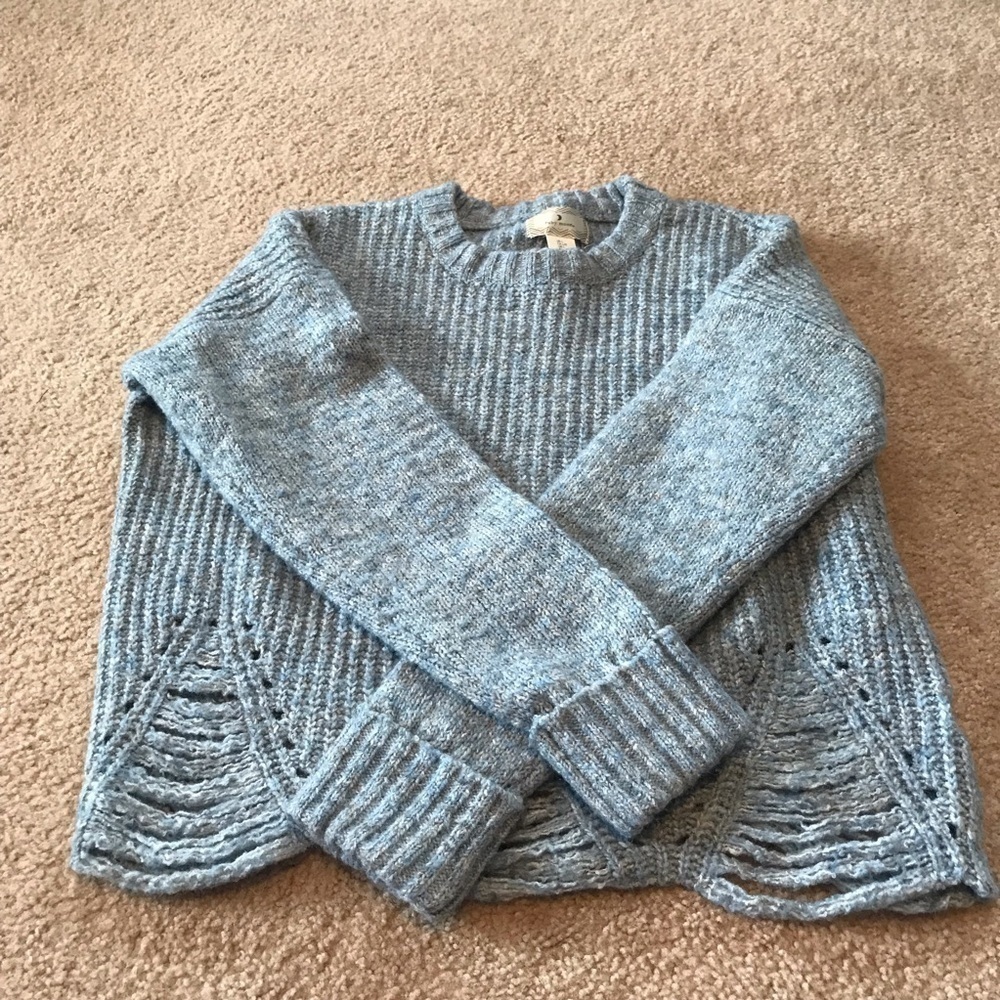 RUBY MOON Lrg Blue Cropped Distressed Sweater